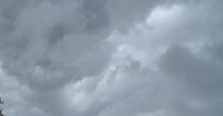 أجواء غائمة جزئيا والعظمى في عمان 21 درجة