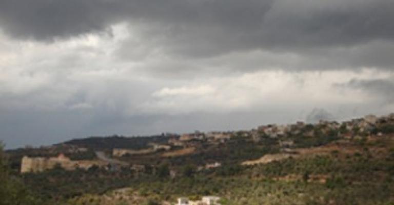 طقس غائم وأمطار متفرقة 