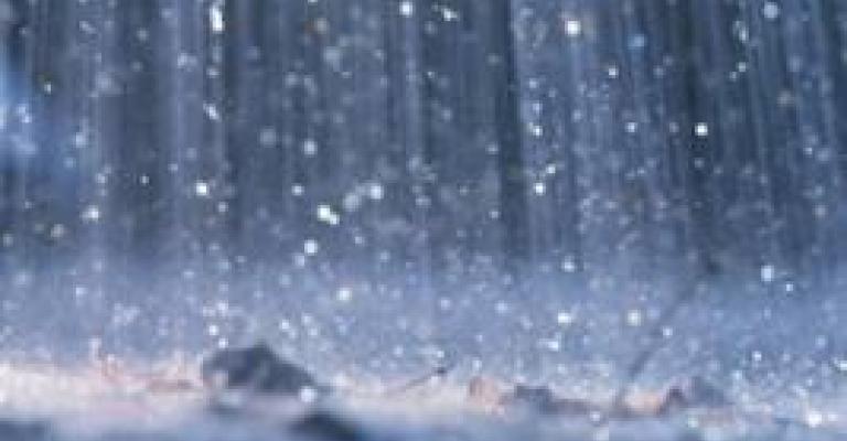 أمطار متفرقة يومي الأحد والاثنين