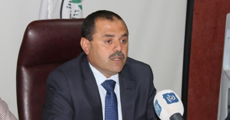 أبو غنيمة يخاطب النسور حول دائرة الغذاء والدواء