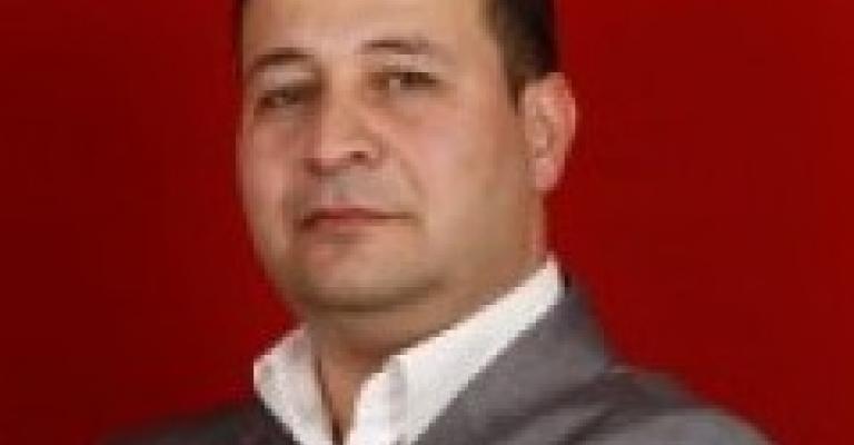 "وسواس" التوطين!