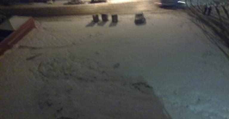 طرق العاصمة شبه مغلقة بسبب الإنجماد