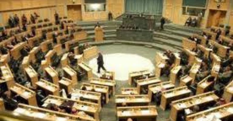 "الاقتصاد النيابية" تدعو إلى قانون استثمار توافقي "الاقتصاد النيابية" تدعو إلى قانون استثمار توافقي