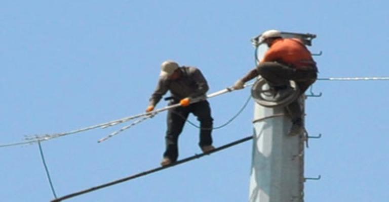 الوطنية للكهرباء: العمل جار لإصلاح أعطال الشبكة