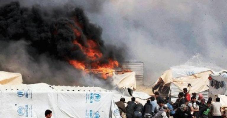 حريق في مخيم الراجحي للاجئين السوريين
