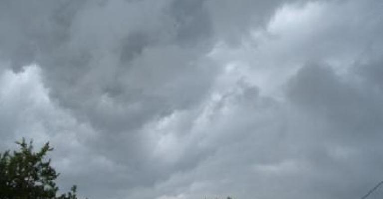 أمطار محلية مساء السبت