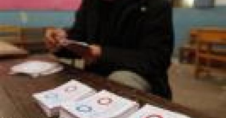 المصريون يؤيدون الدستور