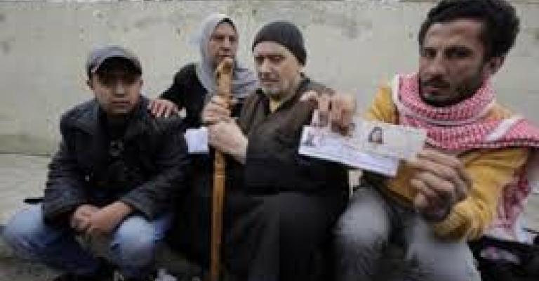  البدء بمنح اللاجئين السوريين بطاقات شخصية ممغنطة