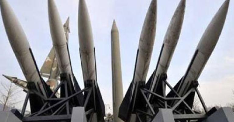 وكالة: كوريا الشمالية تطلق عشرة صواريخ قصيرة المدى وكالة: كوريا الشمالية تطلق عشرة صواريخ قصيرة المدى