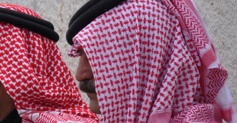 الكرك: صلح عشائري ينهي ترحيل عشرات الأسر لأكثر من 5 سنوات الكرك: صلح عشائري ينهي ترحيل عشرات الأسر لأكثر من 5 سنوات