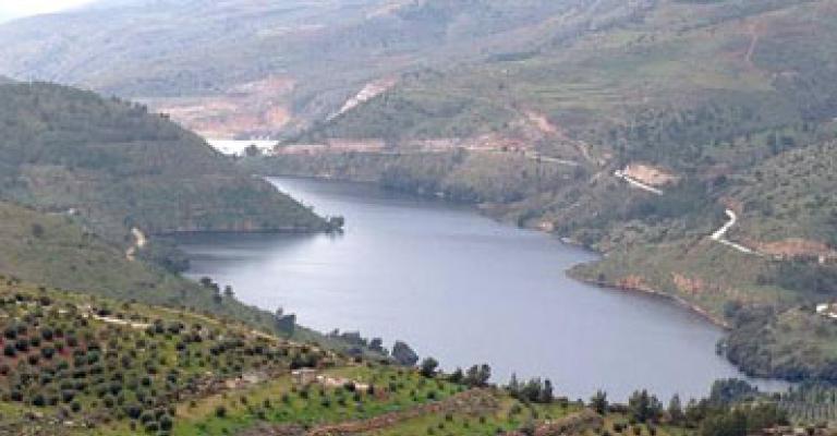 تحديات مائية تواجه المملكة تحديات مائية تواجه المملكة