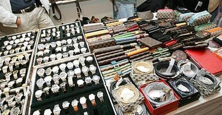 حماية المستهلك: السلع المقلدة تهدد الصناعة الوطنية