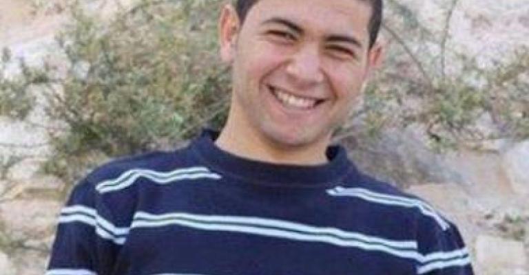 حكم بالحبس بحق الناشط أبو عيسى