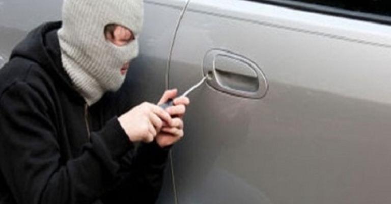مشروع قانون يعاقب سارق السيارة بالاشغال الشاقة لـ5 سنوات
