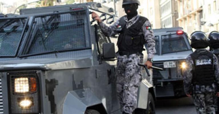 معان:فض اجتماع لمؤيدي رئيس البلدية.. واستنكار للقوة المفرطة