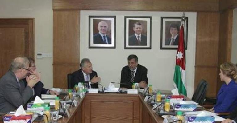 الكلالده: "الديمقراطية هي الحل" 