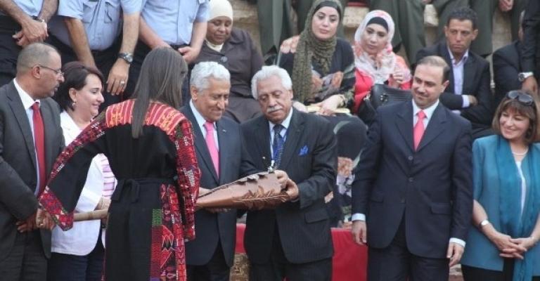 النسور يوقد شعلة مهرجان جرش بدورته الـ29