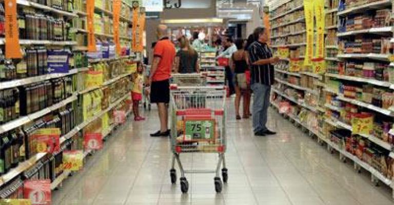 تهافت على شراء السلع الرمضانية 