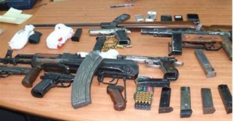 جيش الاحتلال: احباط تهريب اسلحة قادمة من الأردن جيش الاحتلال: احباط تهريب اسلحة قادمة من الأردن