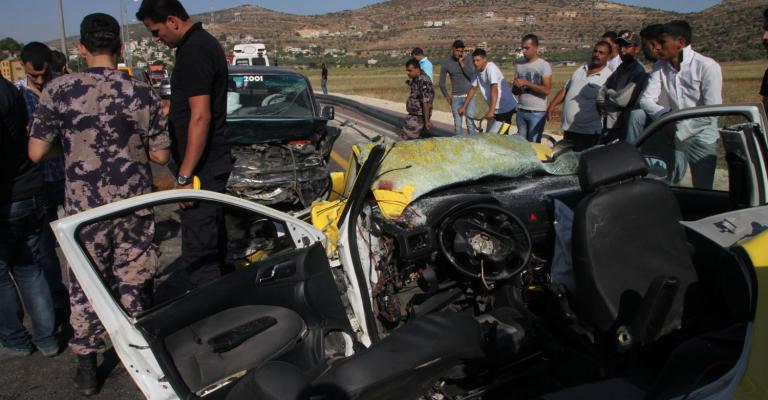 تحريم تصوير المنوفين والمصابين بحوادث السير تحريم تصوير المنوفين والمصابين بحوادث السير