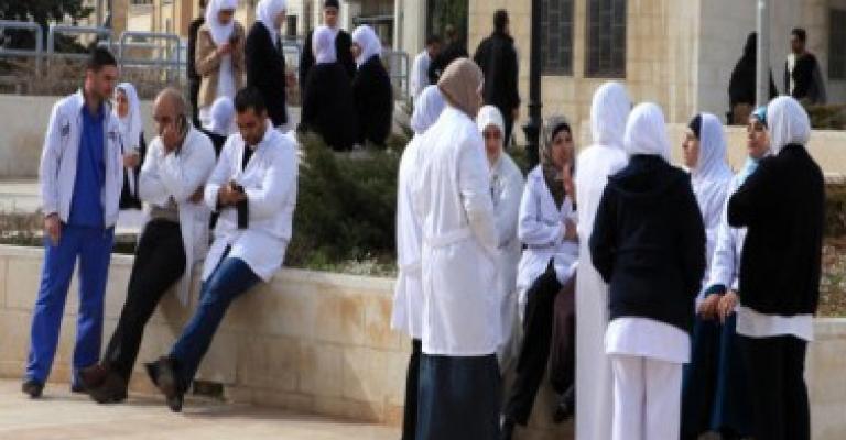 "الممرضين" بانتظار إجراءات عبور المتطوعين إلى قطاع غزّة