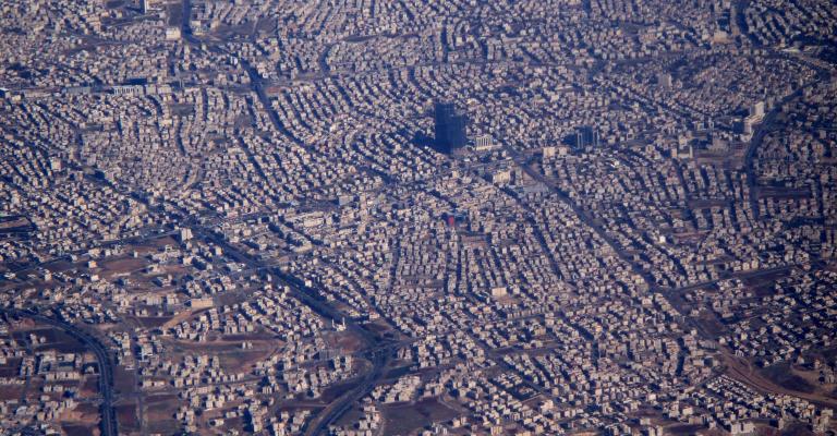 الأمانة تباشر الجمعة تعبيد 40 شارع رئيسي 