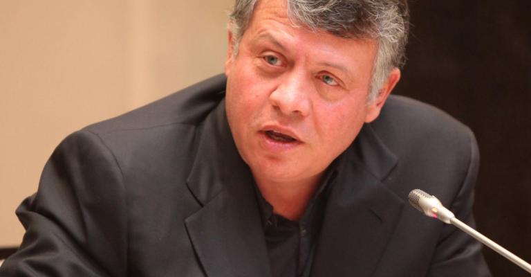 الملك: الاوضاع الراهنة تستدعي مكافحة ومحاصرة الحركات والتنظيمات الإرهابية 