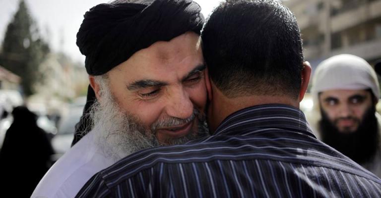 أبو قتادة .. اثنا عشر عاماً من المحاكمة بين بريطانيا والأردن‎