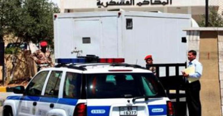 بدء محاكمة 4 متهمين لتجنيدهم مقاتلين لـ"داعش"