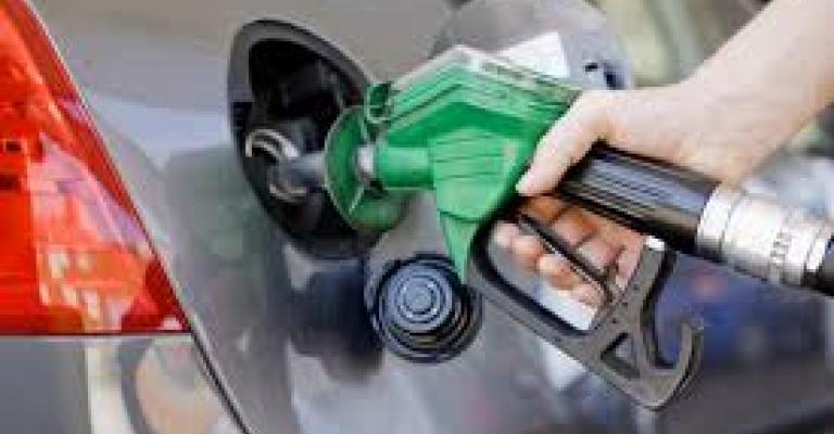 ترجيح خفض أسعار المشتقات النفطية بنسبة تفوق 8 بالمئة