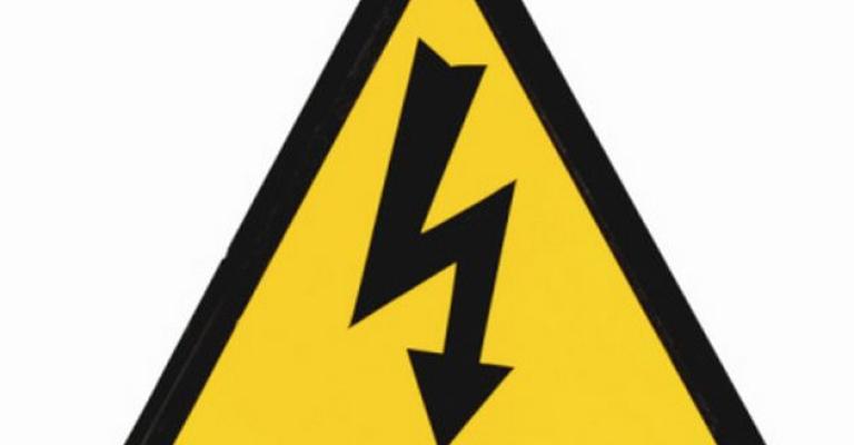 وفاة شخصين اثناء قيامها باصلاح عطل كهربائي بغاطسة شفط مياه 