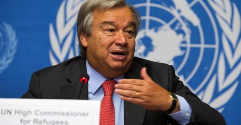 المفوض السامي لشؤون اللاجئين: 900 مليون دولار لدعم اللاجئين خلال 2014