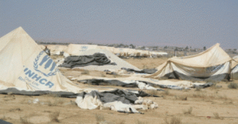 خيام وكرفانات "الزعتري" تحت تهديد عواصف الشتاء خيام وكرفانات "الزعتري" تحت تهديد عواصف الشتاء