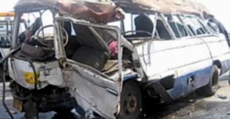 إصابة 14 شخص بحادث تصادم في الكرك