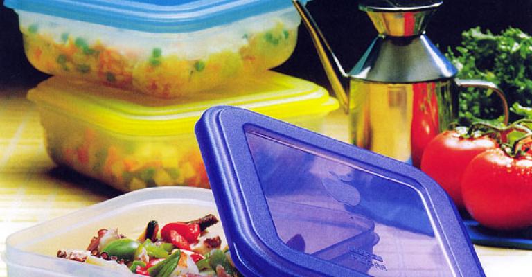 استخدام المواد البلاستيكية.. مخاطر على الصحة والبيئة استخدام المواد البلاستيكية.. مخاطر على الصحة والبيئة