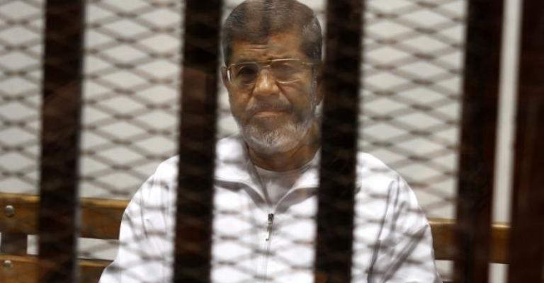 السجن 20 عاماً لمرسي بقضية "الاتحادية"