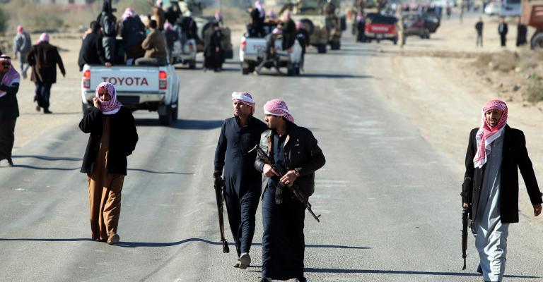 لجنة عراقيّة لتوزيع السلاح على أبناء العشائر