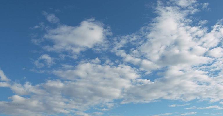 طقس لطيف والحرارة بين 12-26