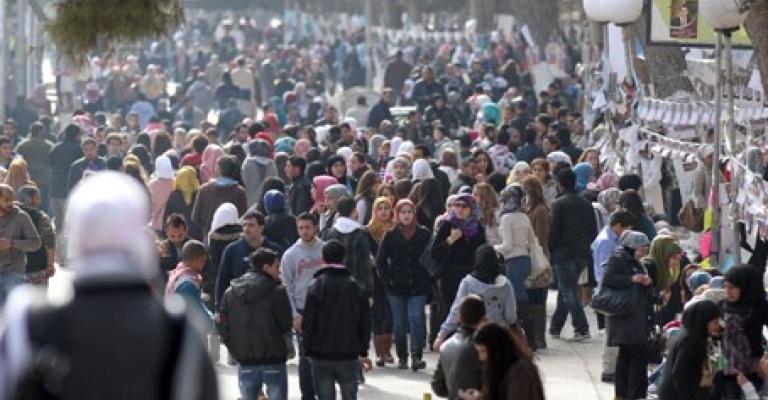 قرار رفع معدلات القبول الجامعي يقابل بالنقد والتشكيك قرار رفع معدلات القبول الجامعي يقابل بالنقد والتشكيك