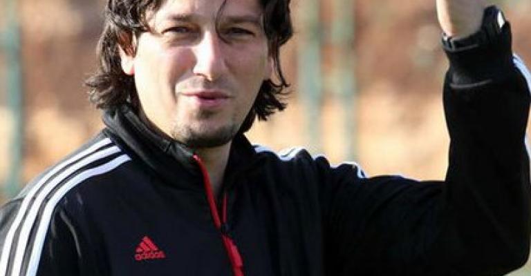 أبو زمع مساعداً لمدرب النشامى – تقرير صوتي