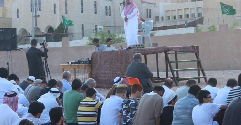 هل ينتهك وزير الداخلية حرية ممارسة الشعائر الدينية؟ هل ينتهك وزير الداخلية حرية ممارسة الشعائر الدينية؟