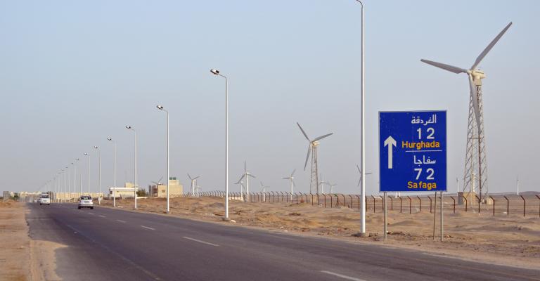 مقتل خمسة جنود مصريين في انفجار لغم مقتل خمسة جنود مصريين في انفجار لغم