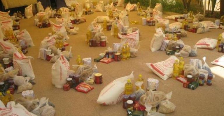 زخم الأعمال الخيرية في رمضان.. وافتقادها خارجه زخم الأعمال الخيرية في رمضان.. وافتقادها خارجه