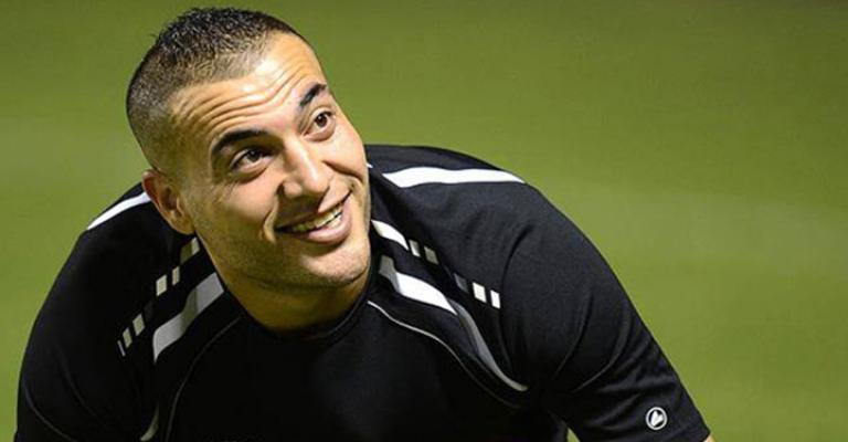 عامر شفيع يعود عن قرار الاعتزال – تقرير صوتي عامر شفيع يعود عن قرار الاعتزال – تقرير صوتي