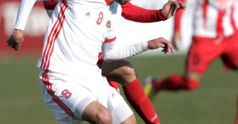 الجزيرة يستعيد صدارة الدوري من الوحدات الجزيرة يستعيد صدارة الدوري من الوحدات