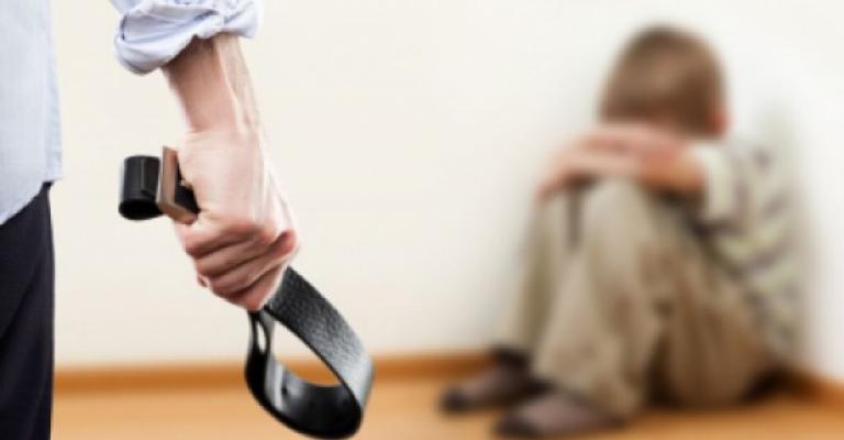 "الحماية من العنف الأسري".. بين الضرورة ومناسبة خصوصية المجتمع "الحماية من العنف الأسري".. بين الضرورة ومناسبة خصوصية المجتمع