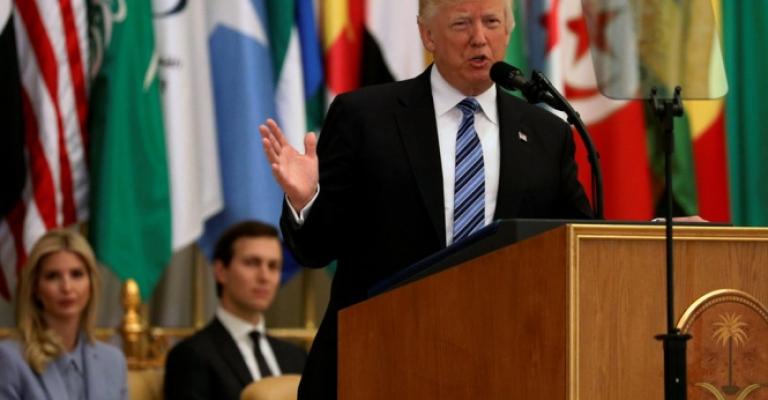 "العمل الإسلامي" ينتقد وصف ترامب لحماس بالإرهاب "العمل الإسلامي" ينتقد وصف ترامب لحماس بالإرهاب