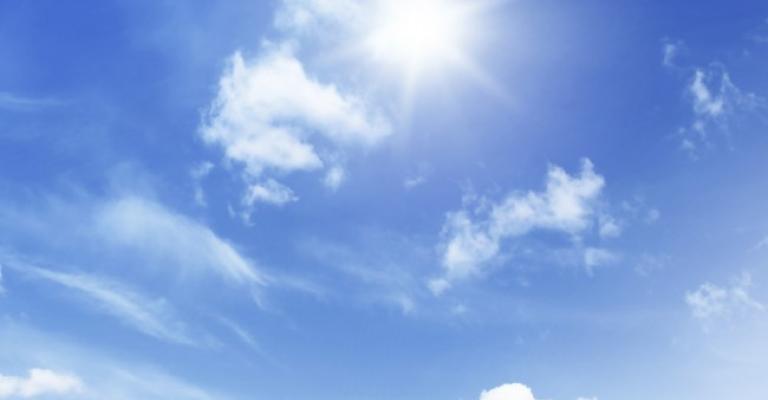 أجواء لطيفة نهارا ومائلة للبرودة مساء