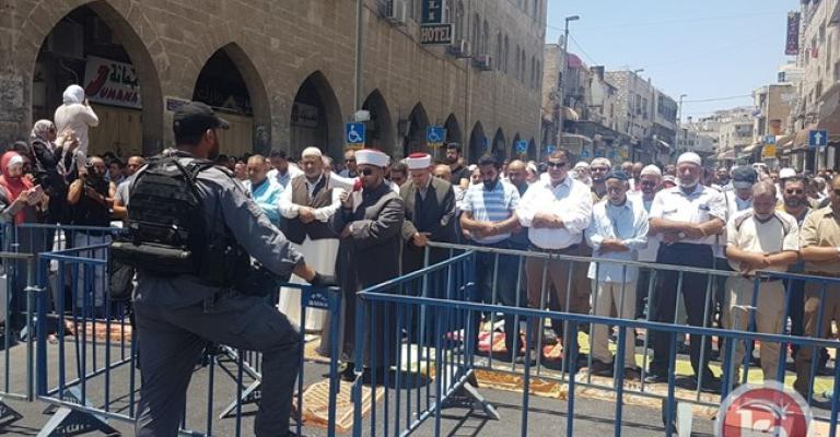 الأردن يطالب إسرائيل بفتح أبواب الأقصى الأردن يطالب إسرائيل بفتح أبواب الأقصى