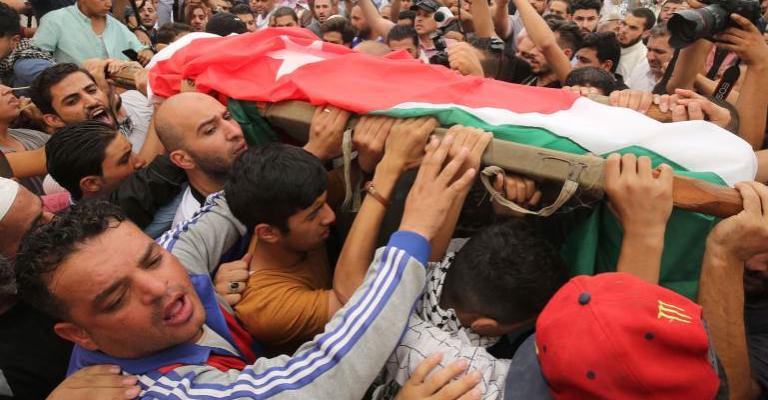 حادثة السفارة الإسرائيلية: أدينت الضحية وإحتُفي بالقاتل حادثة السفارة الإسرائيلية: أدينت الضحية وإحتُفي بالقاتل